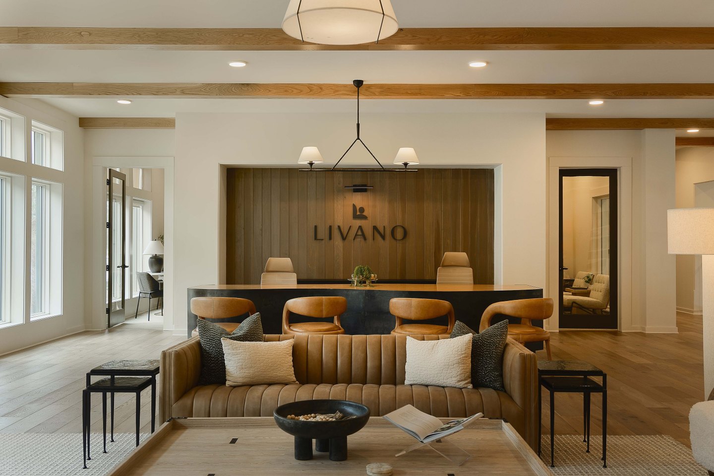 Livano Oakwood Image 31