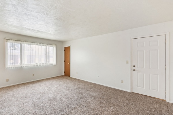 Bellevue Gardens Image 18