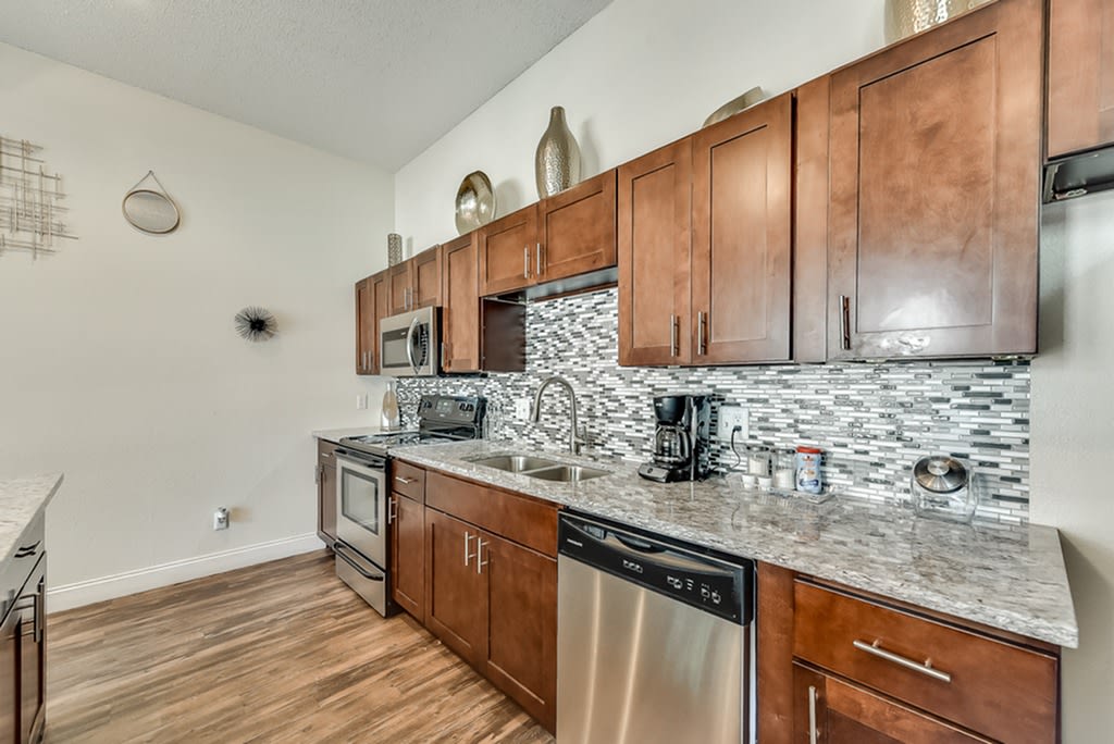 Luna Apartments Image 7