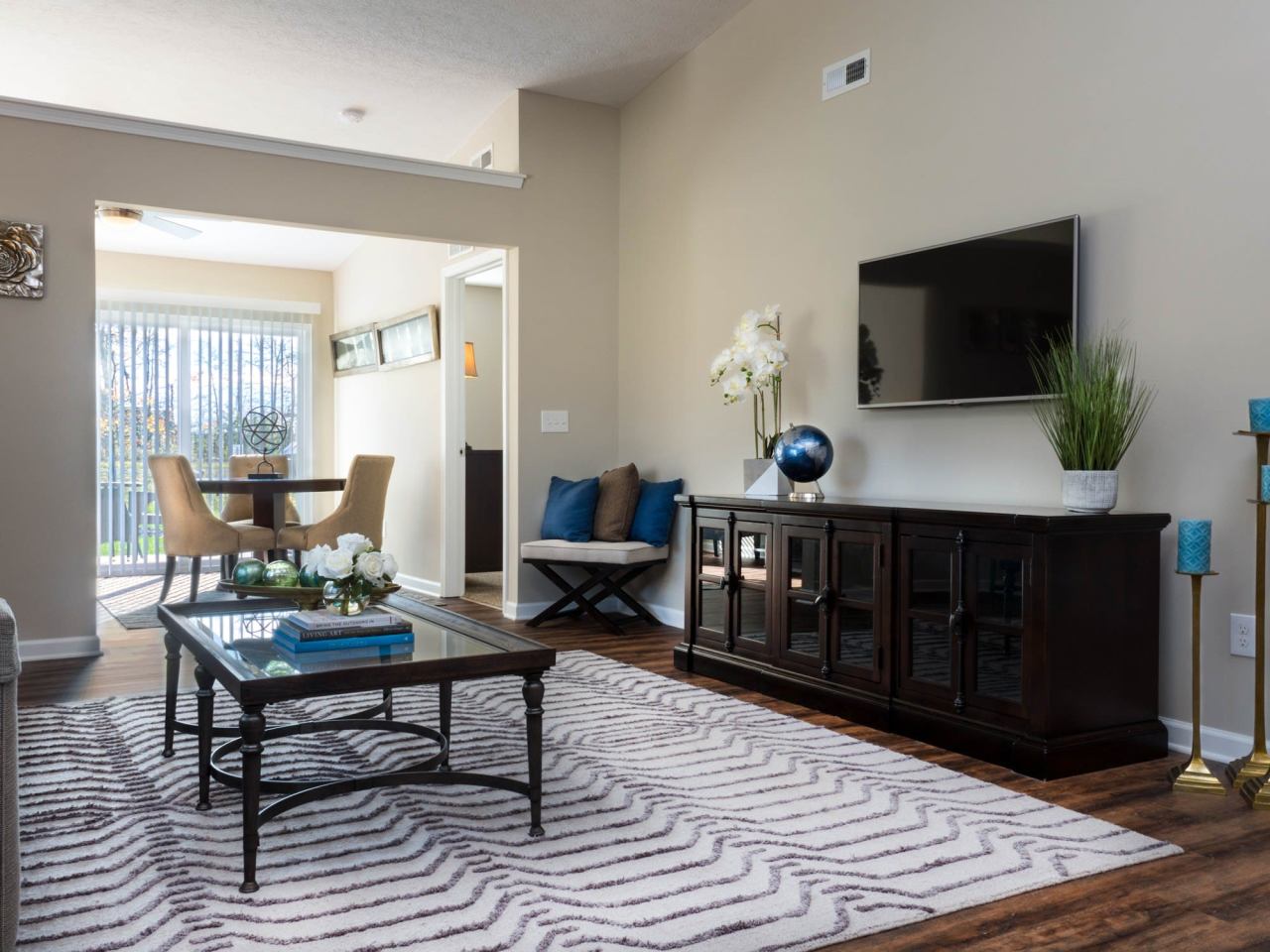 Redwood Westfield Myra Way Image 5