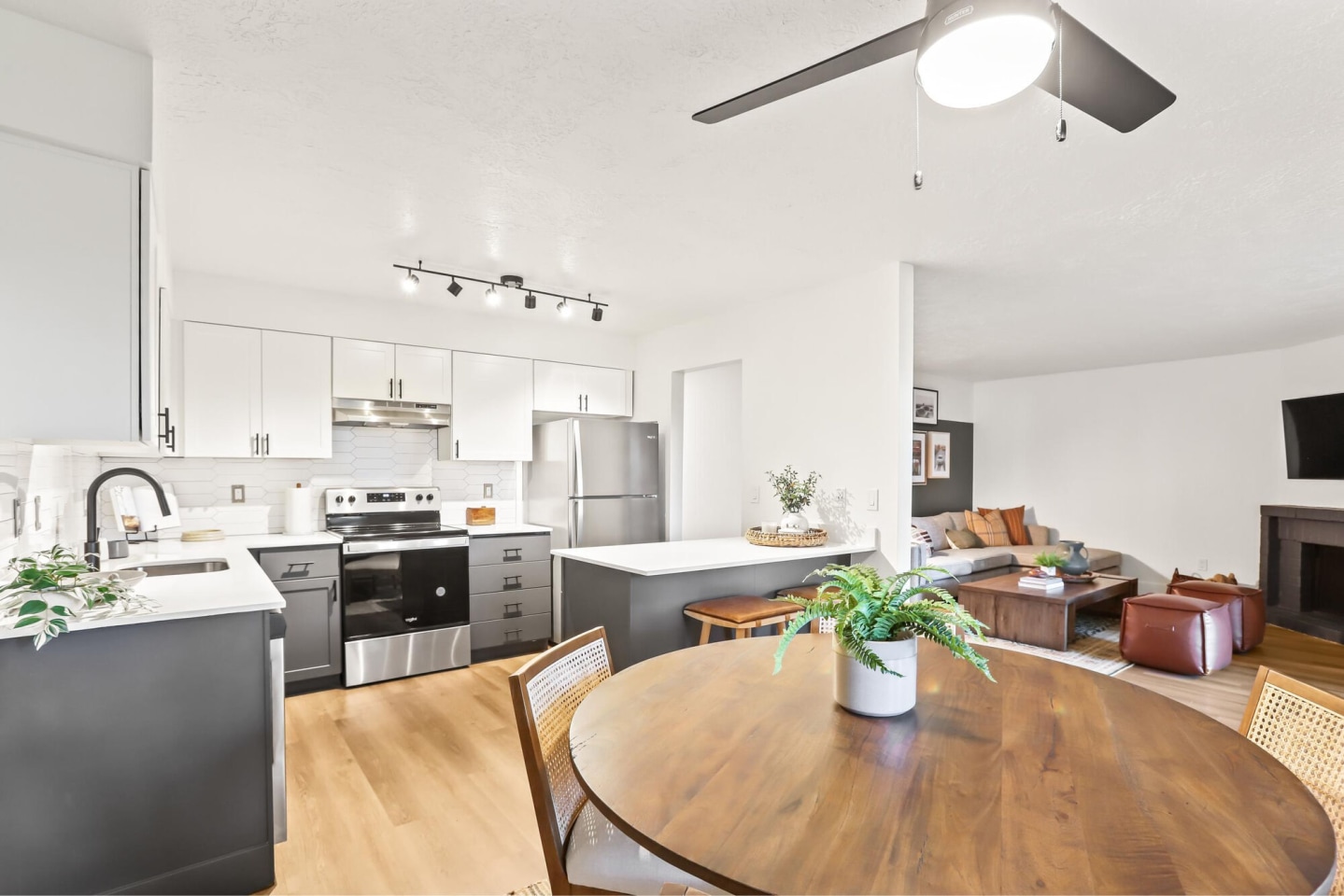 Silver Oak Apartments Image 7