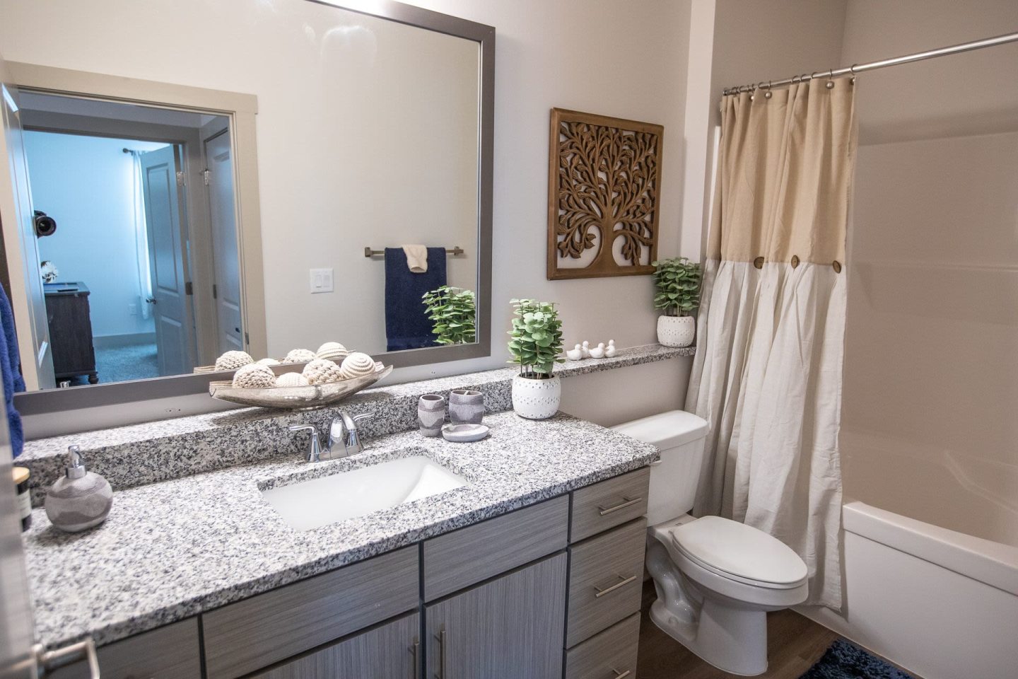 Berkmar Landing Apartments Image 16