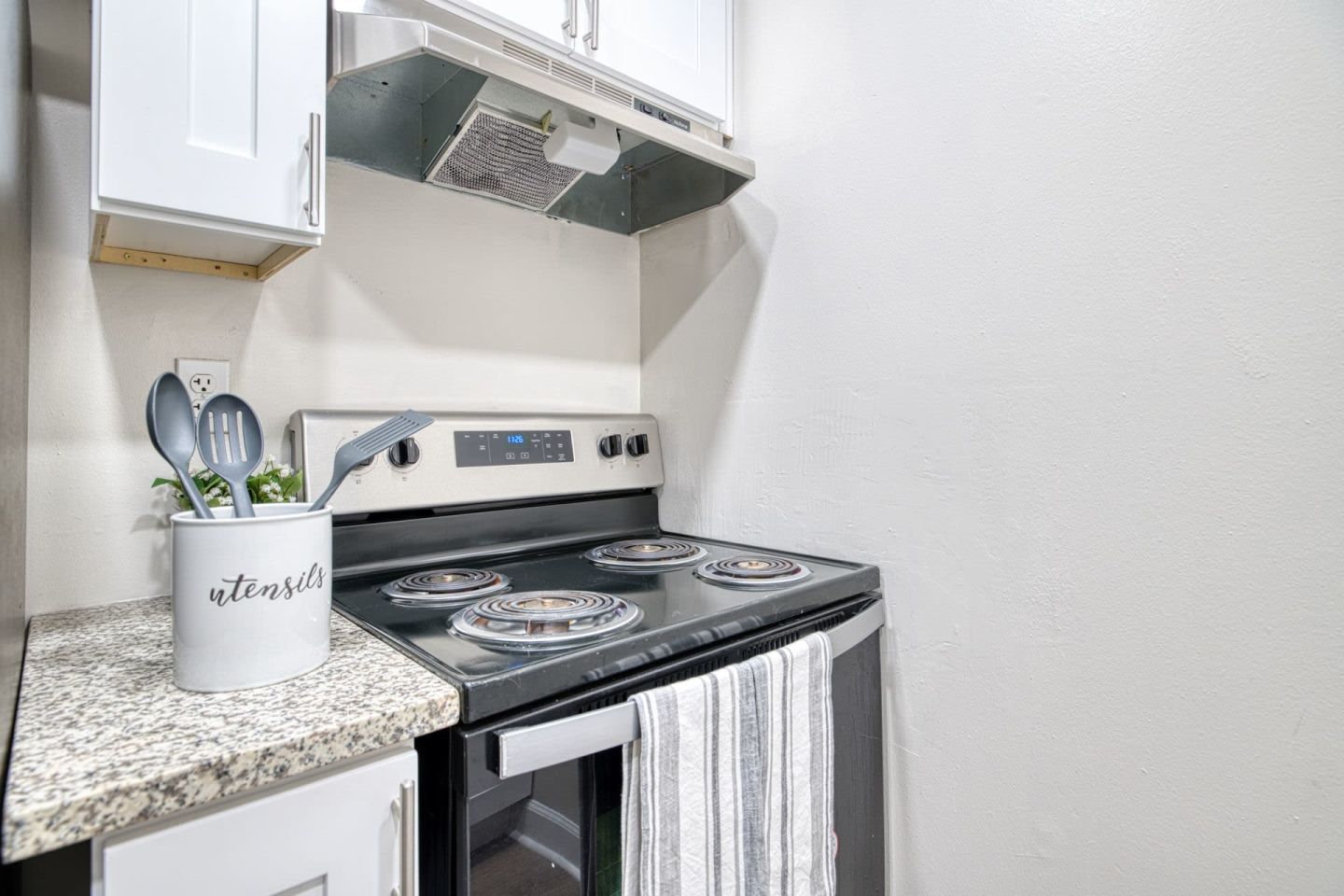 The Seaboard Apartments Image 2