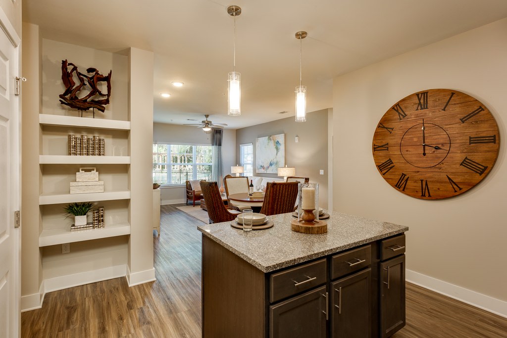 Vintage Amelia Island Apartments Image 33