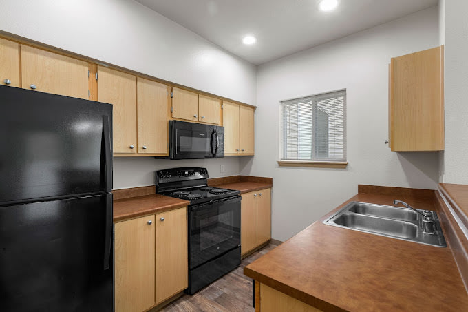 Sundance Apartments Image 1