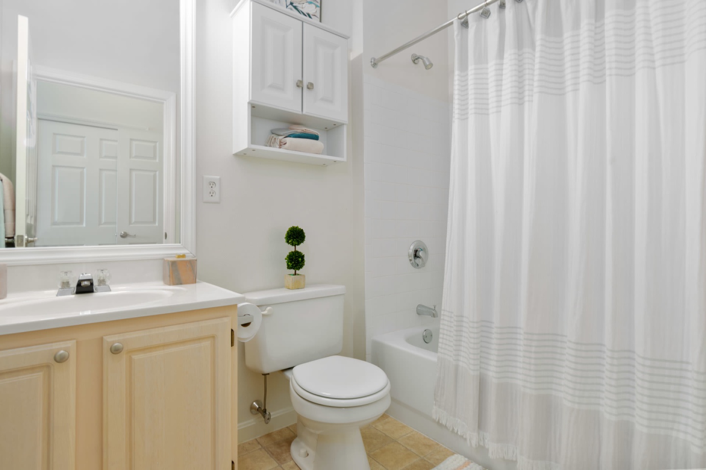Greenwich Place Apartments Image 6