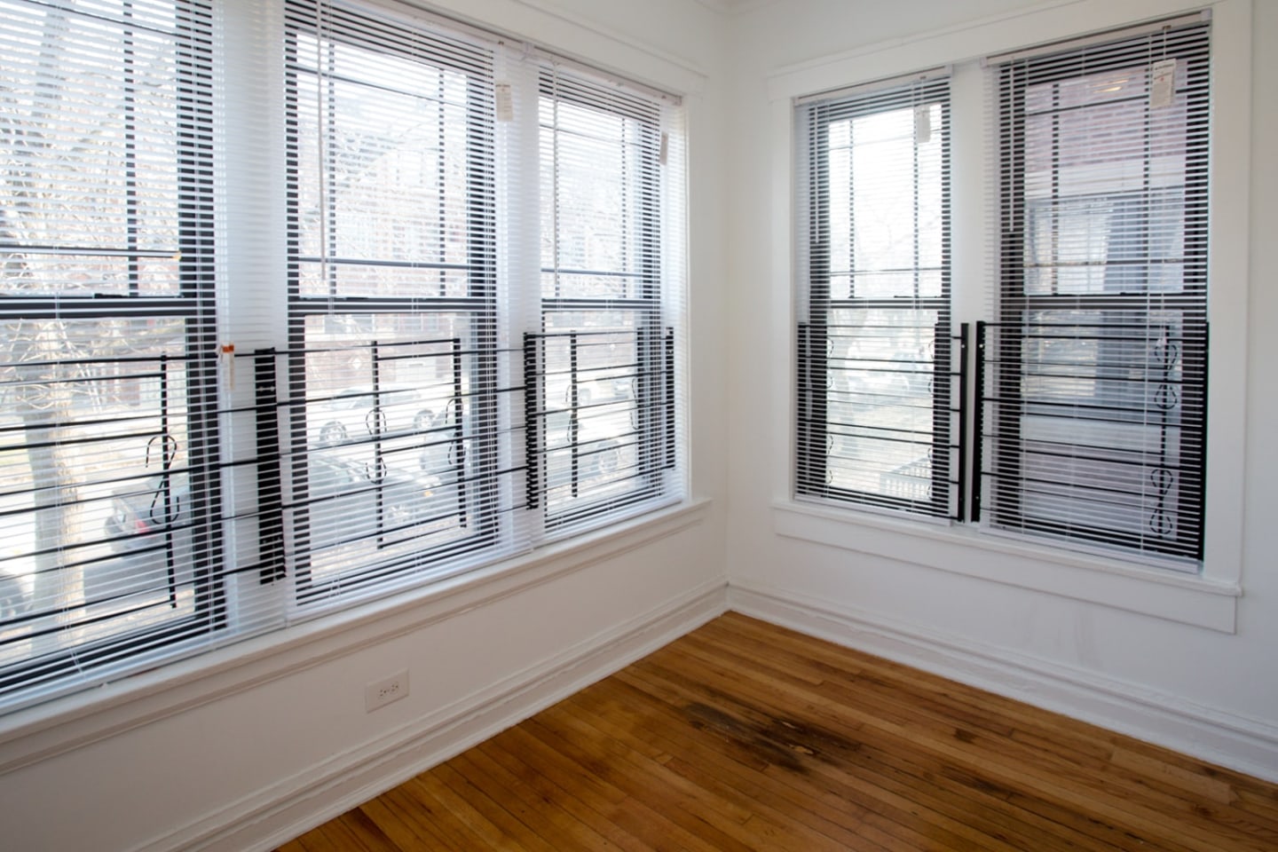 5452 S Ellis Image 21