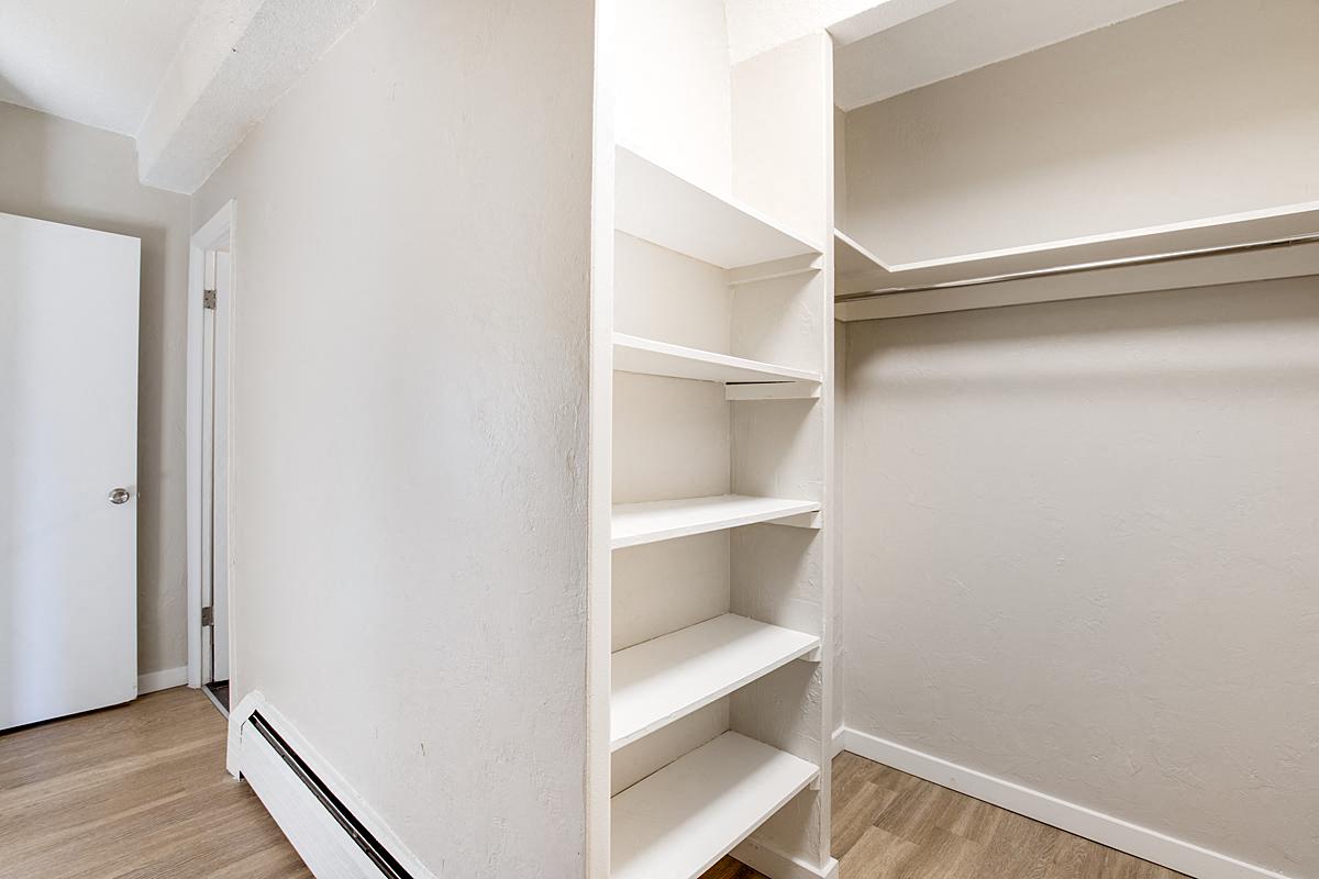 950 Lafayette Image 18