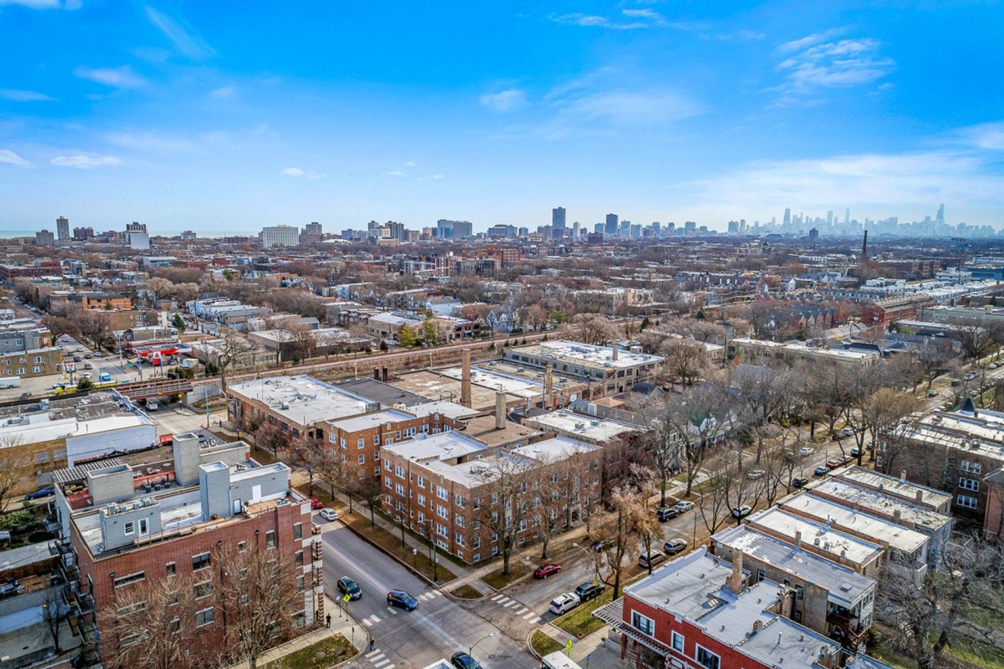1825-39 W Foster / 5131-37 N Wolcott Image 3