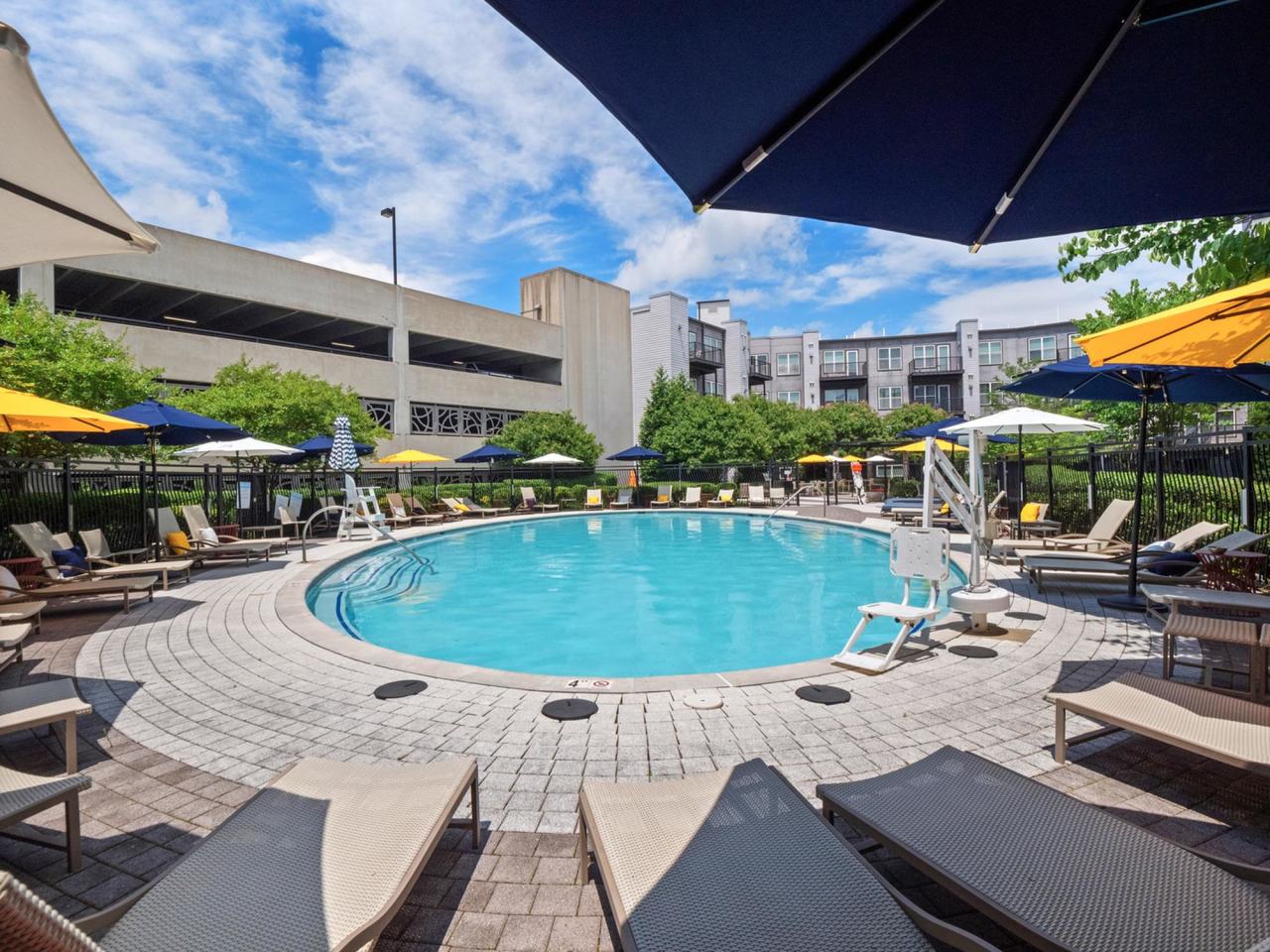Cadence at Crown Apartments Image 18