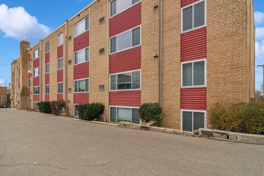 Cove at Linden Hills Image 8