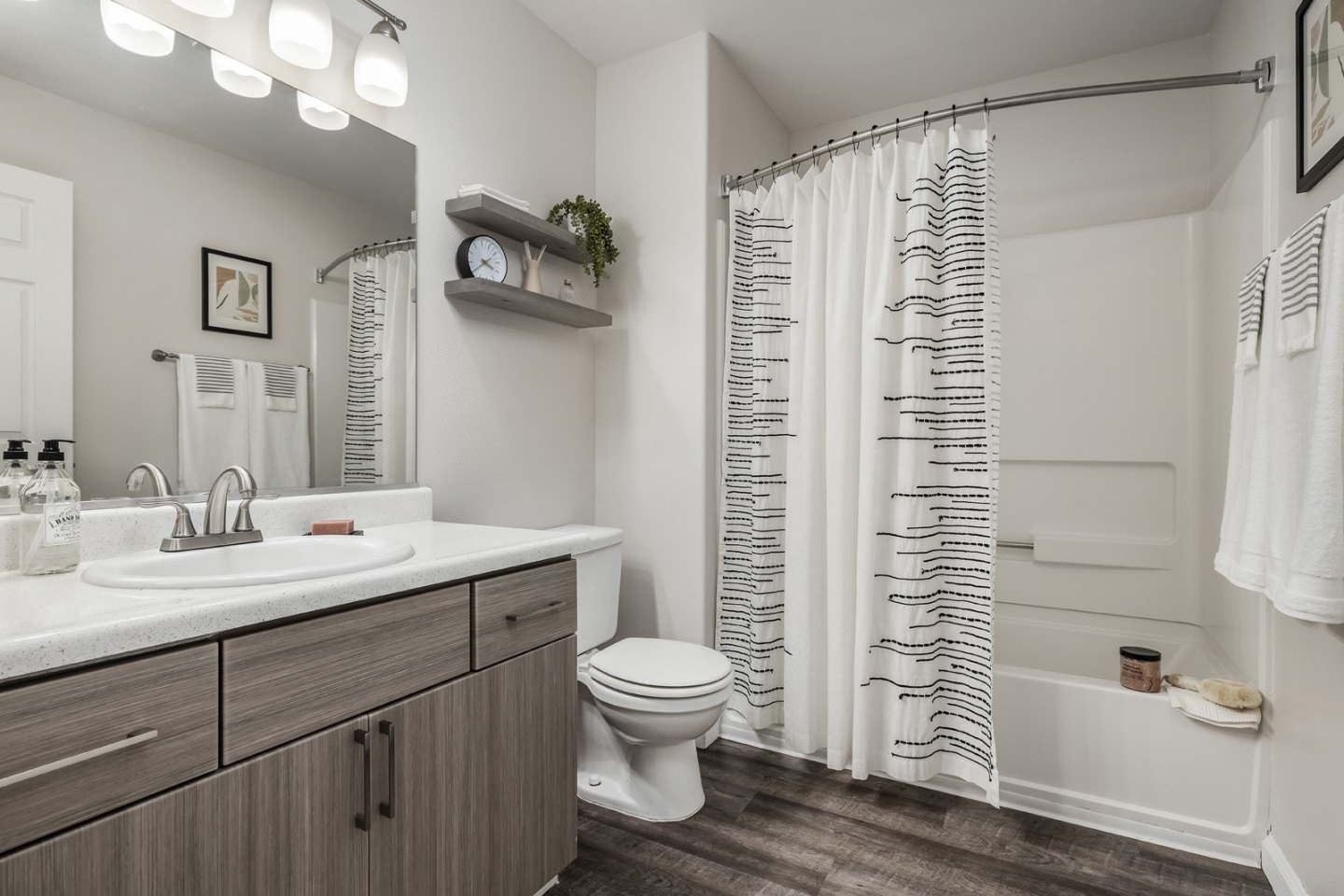 Canyon Creek Apartment Villages Image 10