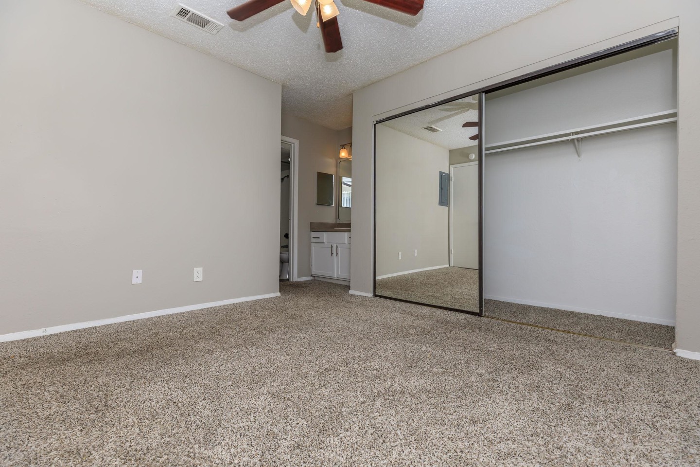 The Palisades at Bear Creek Apartment Homes Image 47