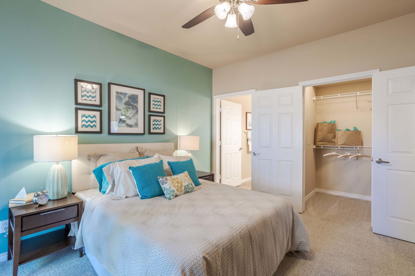 Resort at University Park Apartment Homes Image 12