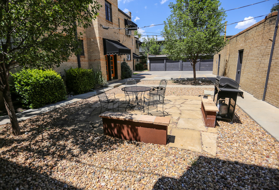 Elegante Apartments Image 8