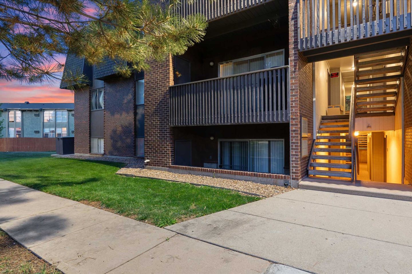 Westwood Apartments Image 48