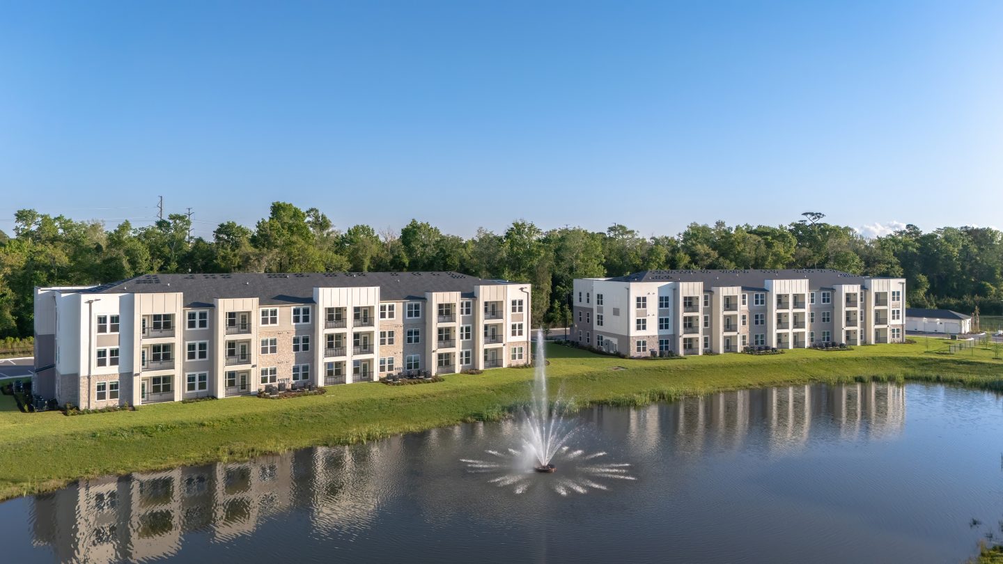 The Pointe at Davis Creek Image 3