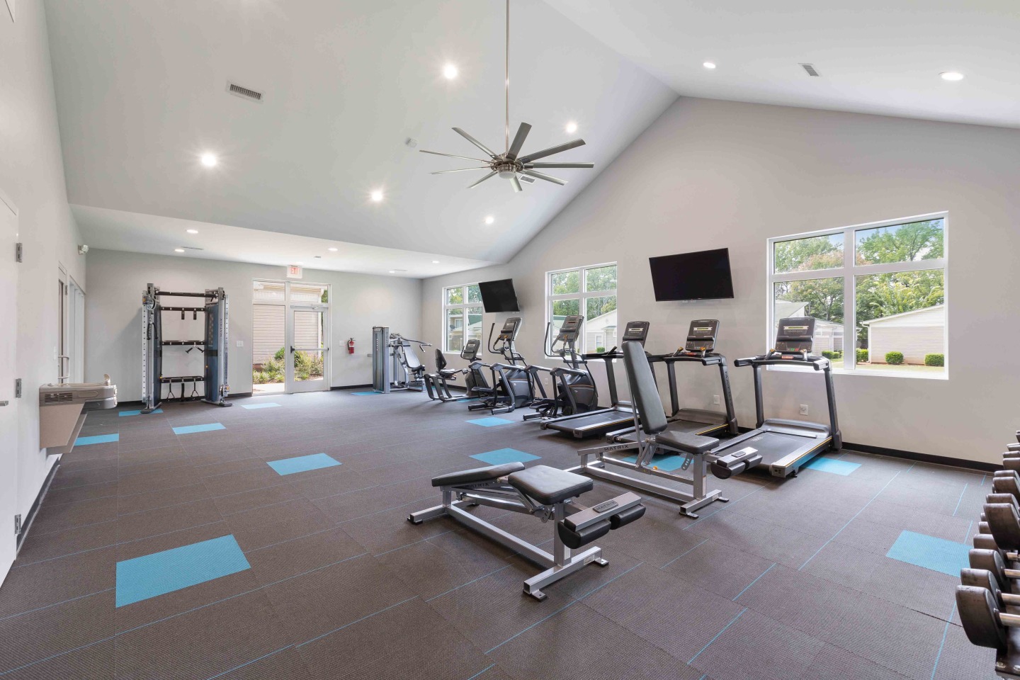 Hunters Pointe Image 8