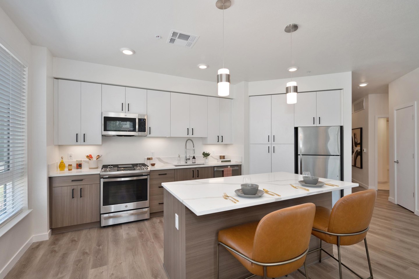 Halcyon Apartments Image 105