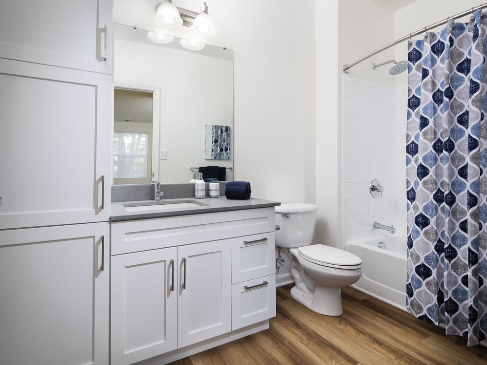 Avalon at Lexington Hills Image 9