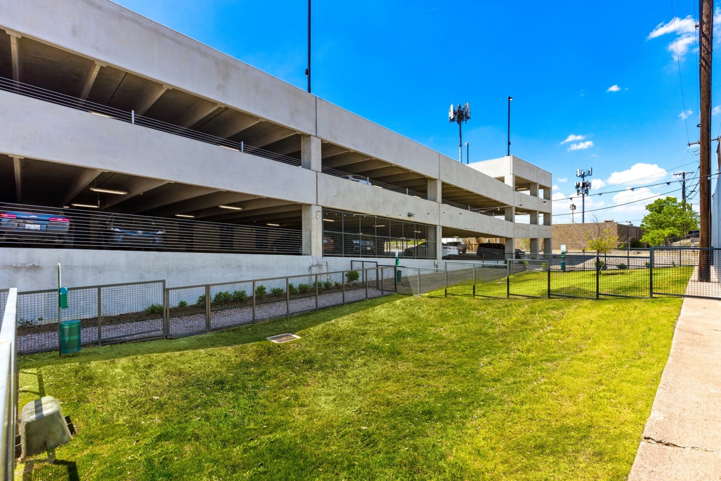 Shoreview Flats Image 10