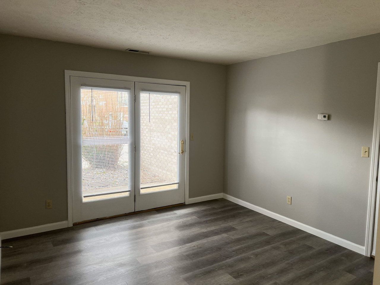 Elston Point Image 12