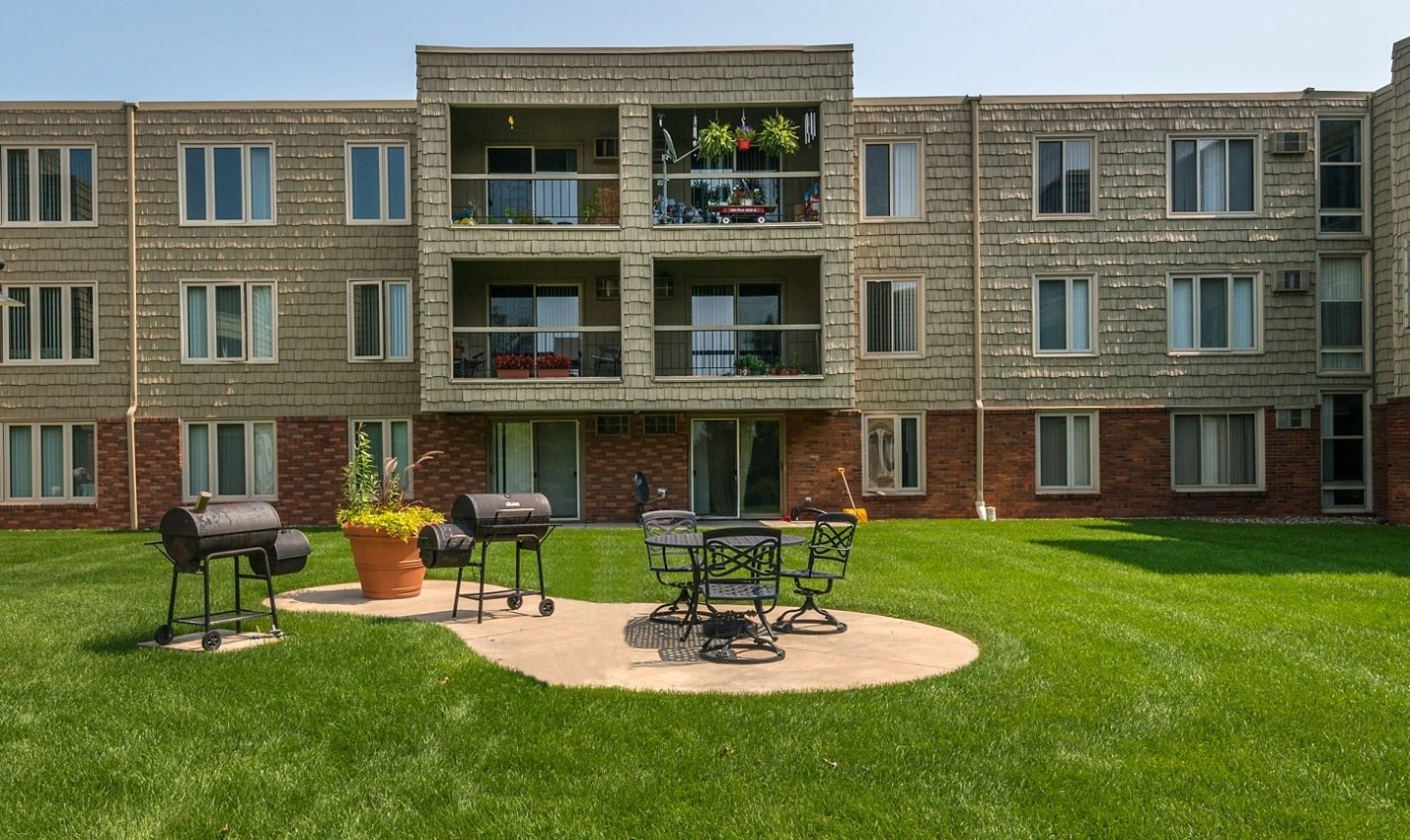 Parklawn Estates Image 25