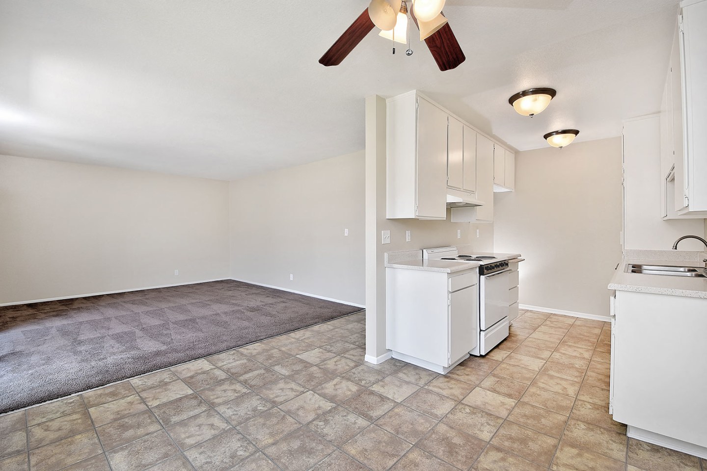 Woodside Village Apartments Image 36