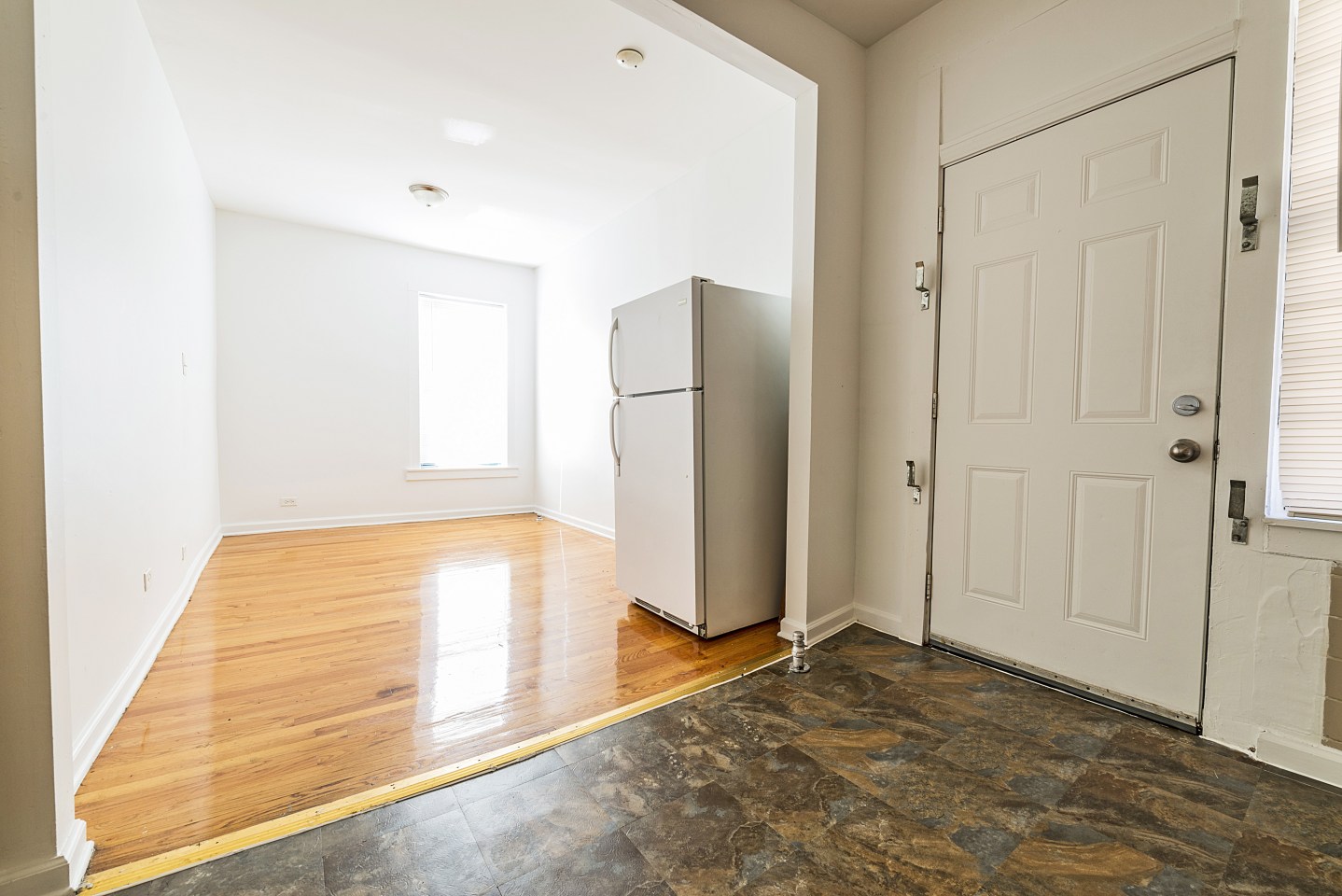 7620 S Coles Image 16