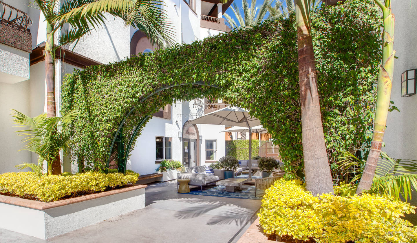 Palazzo East Image 14