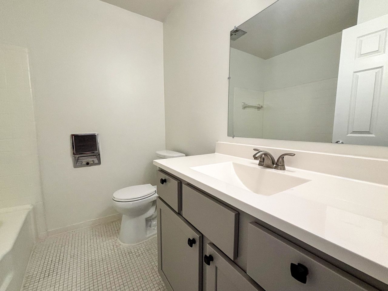 Warren Woods Apartments Image 7