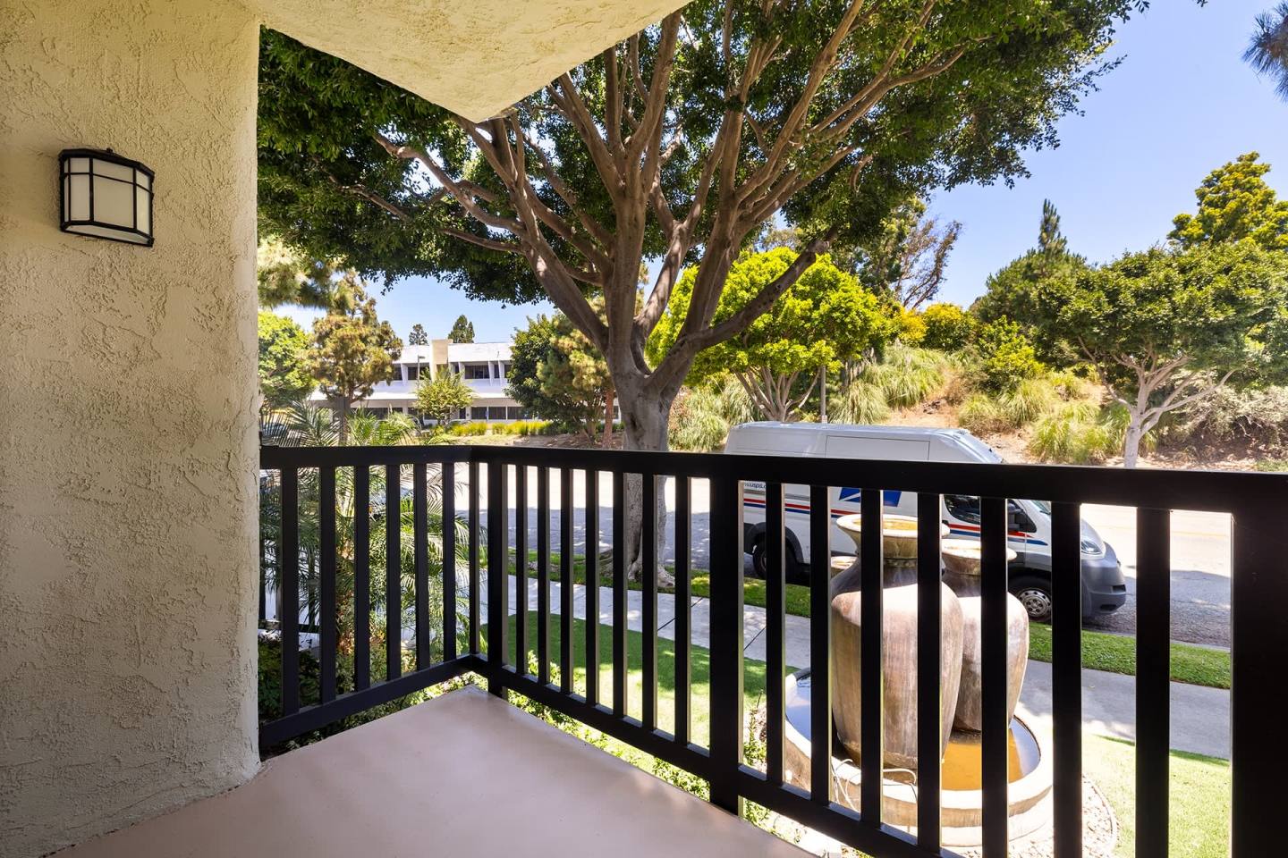 Parkway Terrace Image 18