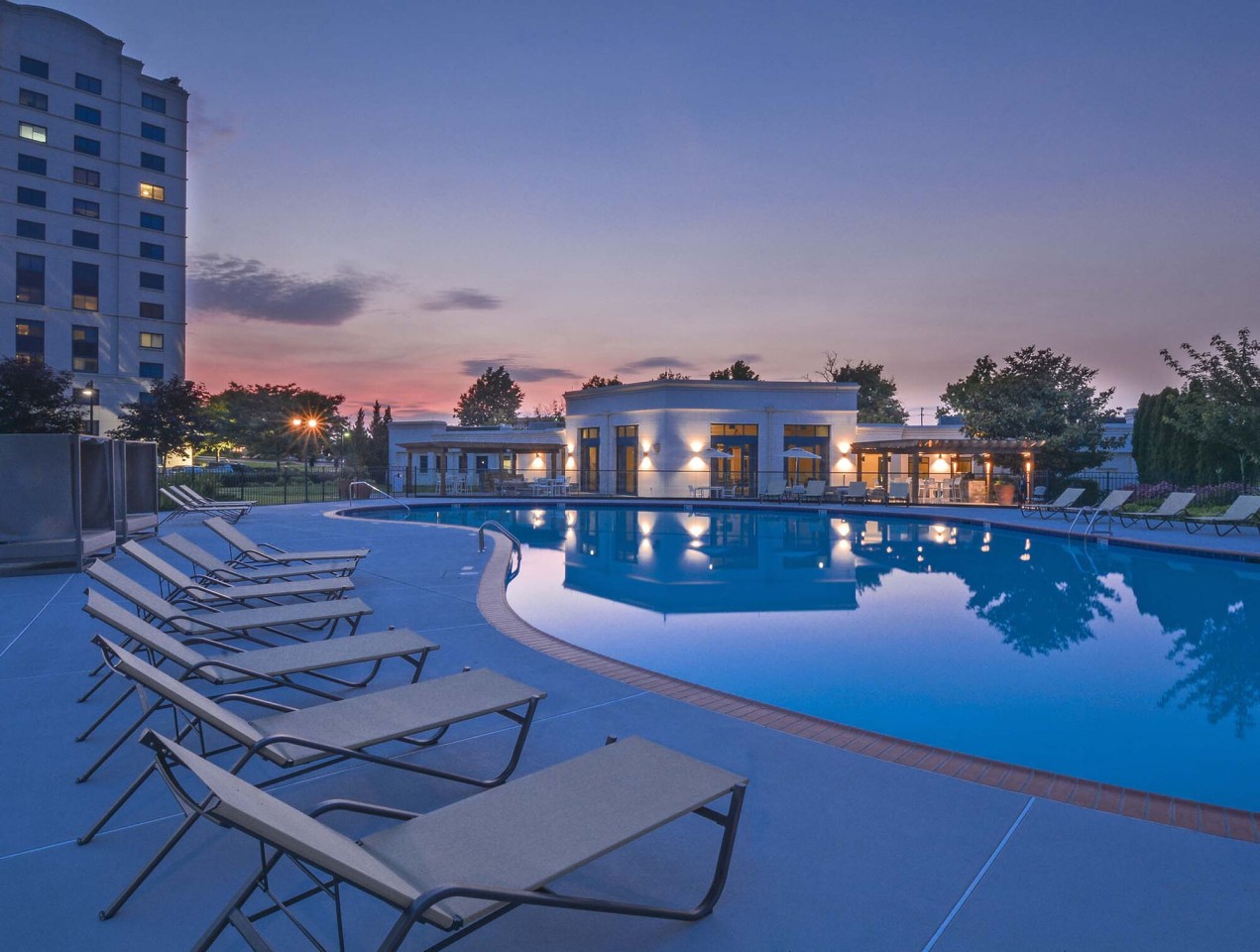 Cherry Hill Towers Image 40