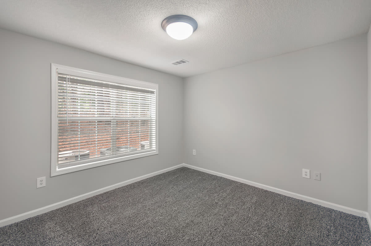 Creekside Apartments Image 22