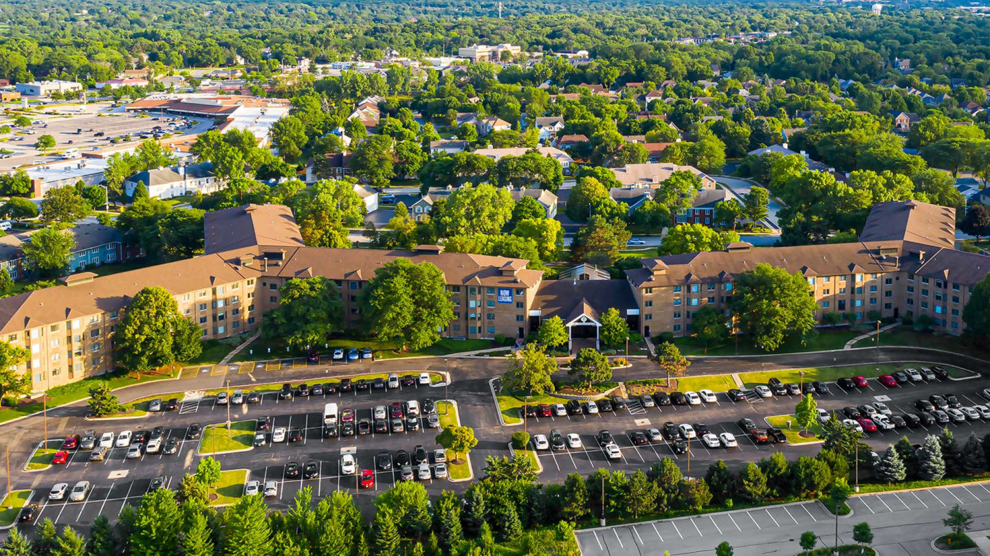 The Iroquois Club Apartments Image 20