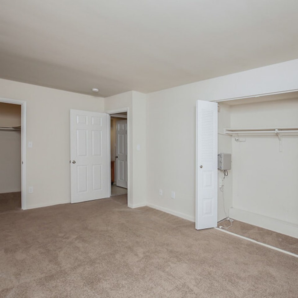 Burnam Woods Apartments Image 17