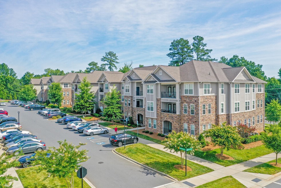 Legacy 521 Apartments Image 10