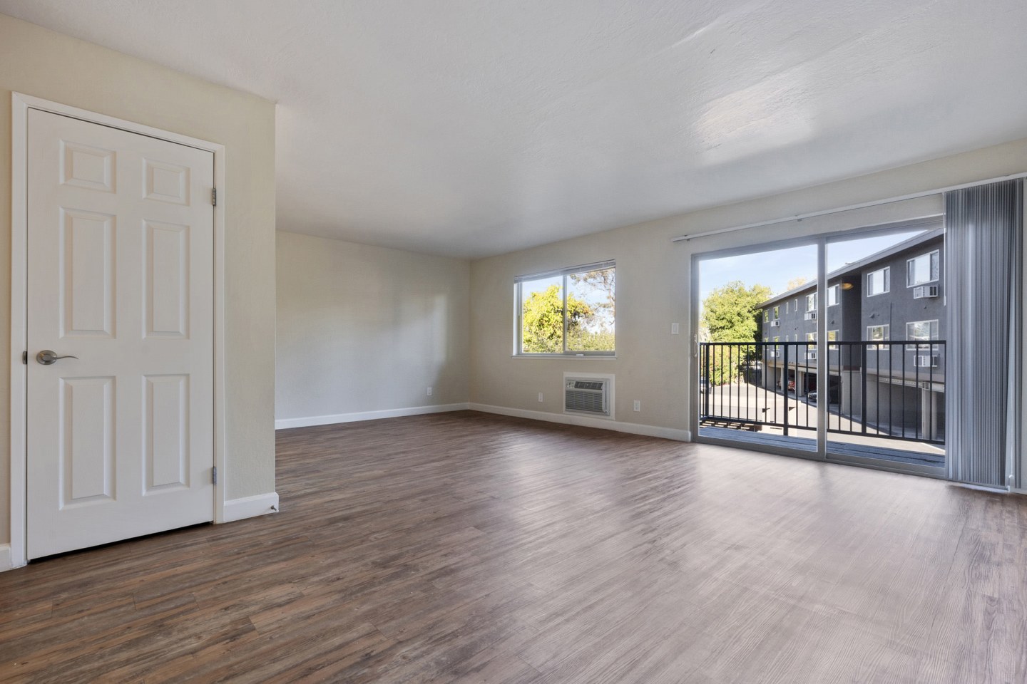 Highland Gardens Image 21
