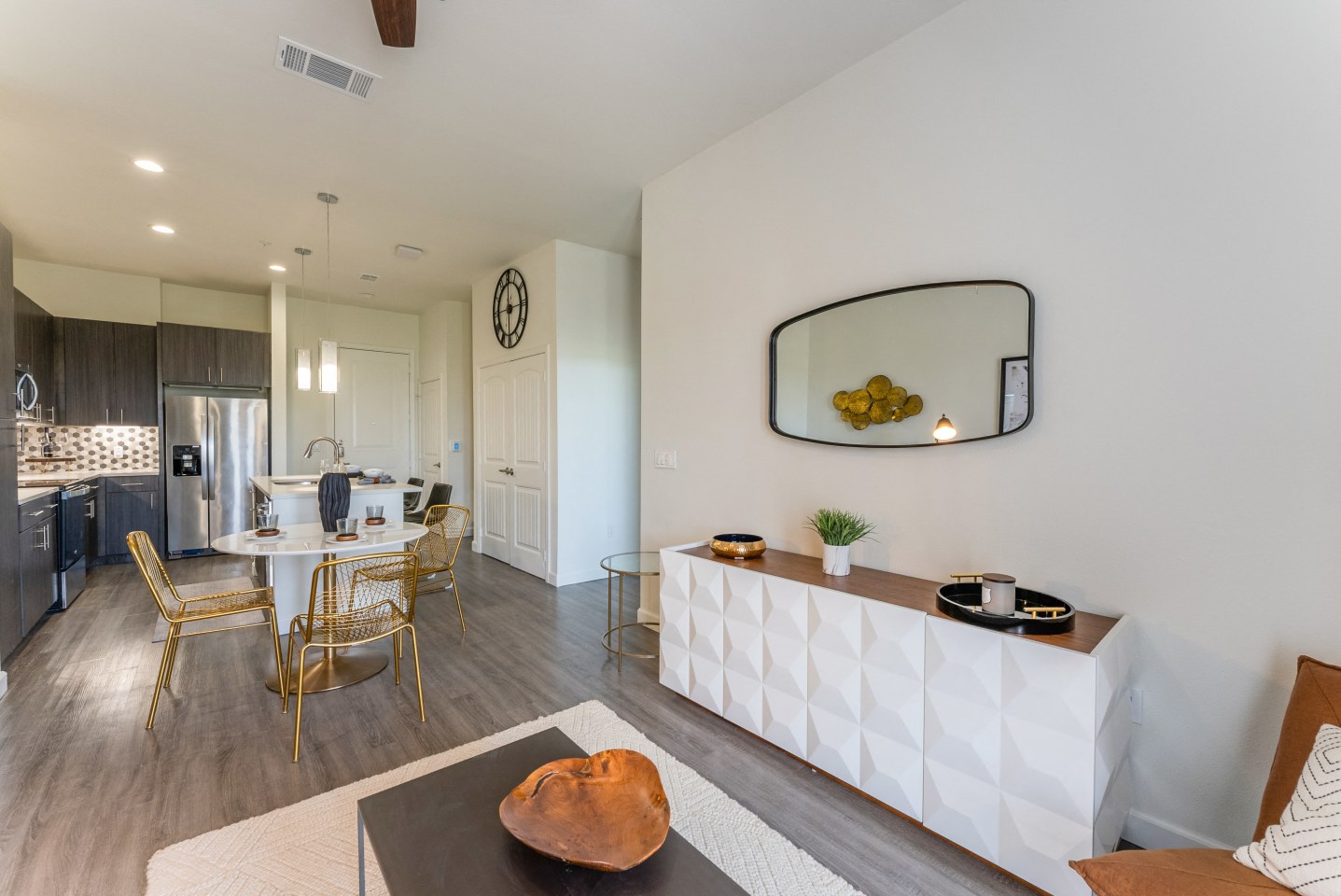 The Residences at 3000 Bardin Image 8