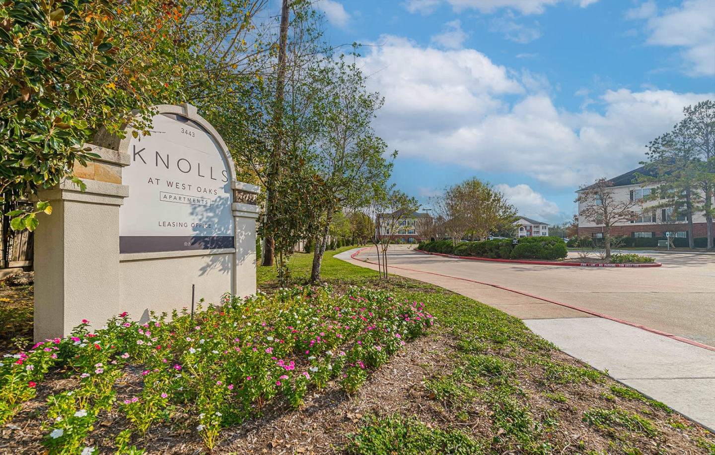 Knolls at West Oaks Image 24