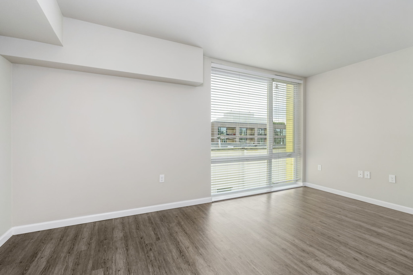 1711 Apartments Image 3