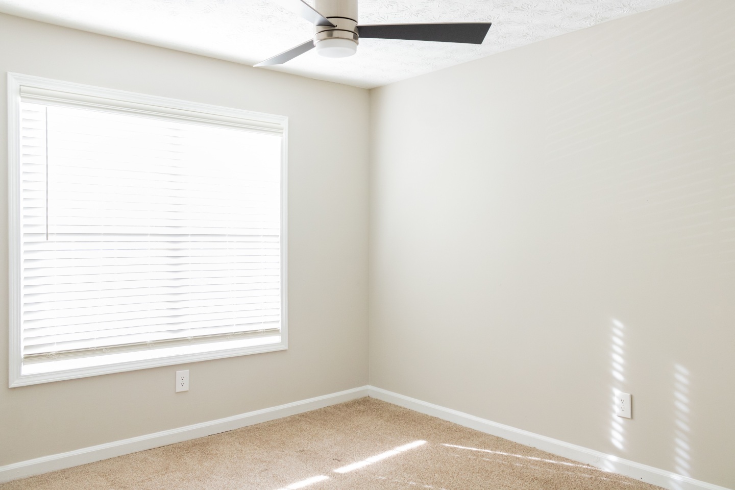 Twin Springs Apartment Homes Image 40