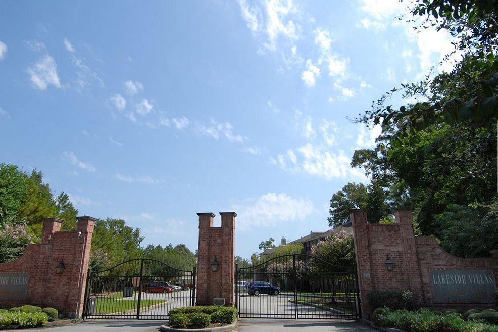 Lakeside Villas Image 17