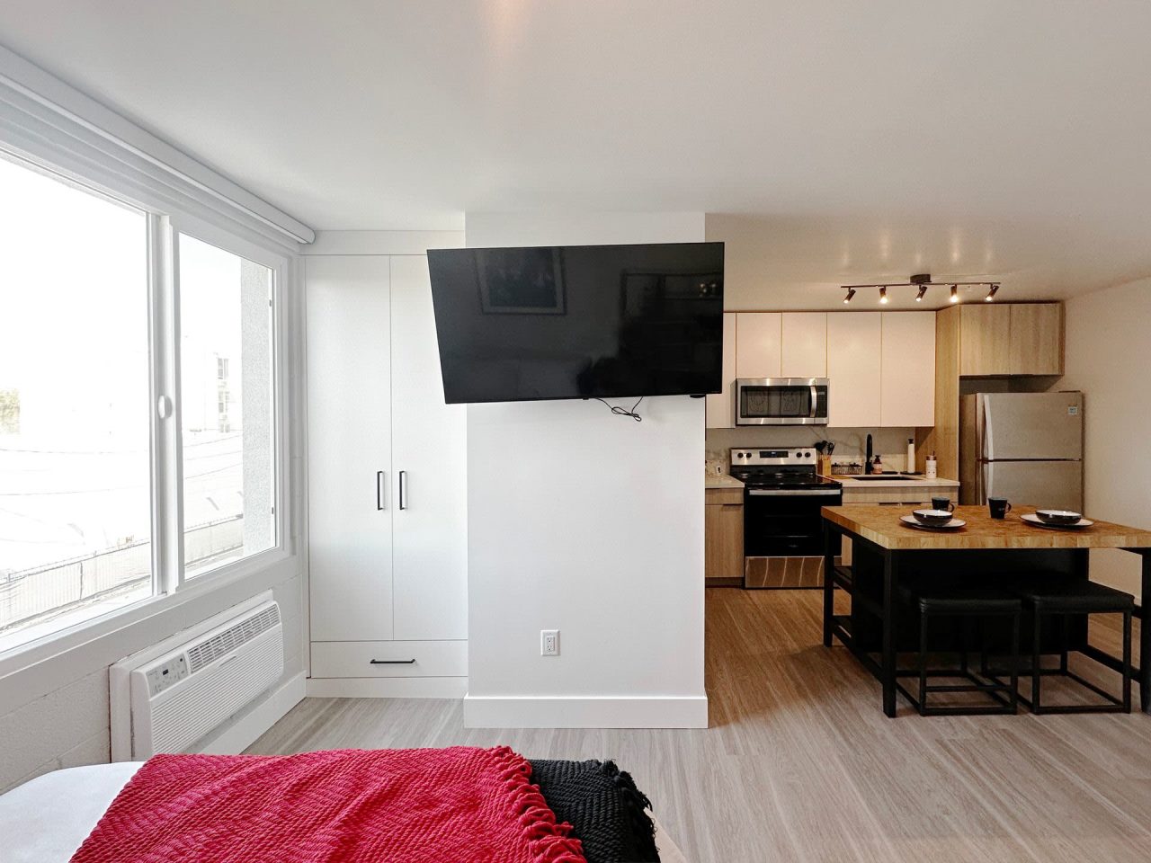 DLUX Lofts Image 9