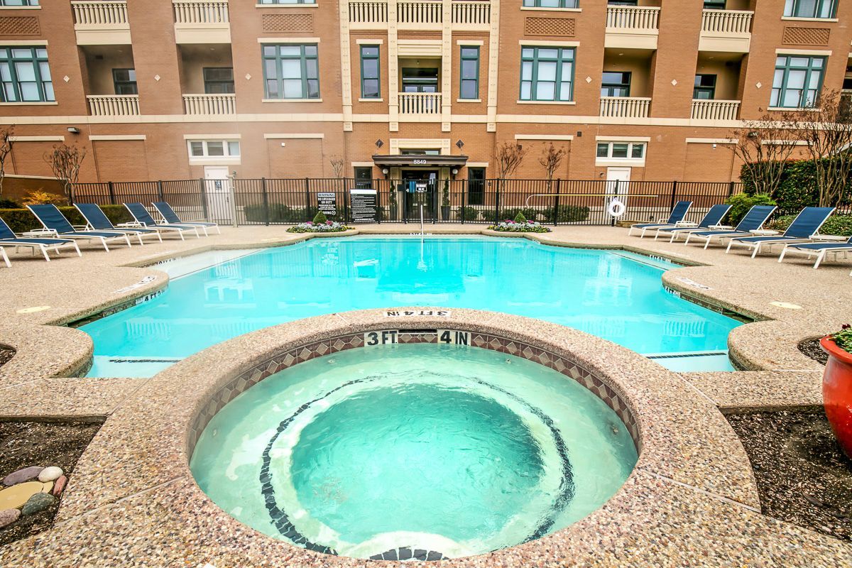 Plaza At Frisco Square Image 11