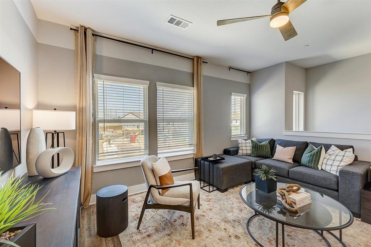 Carmel Villas Image 35