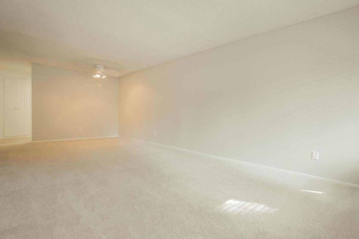 Wateridge Apartment Homes Image 3