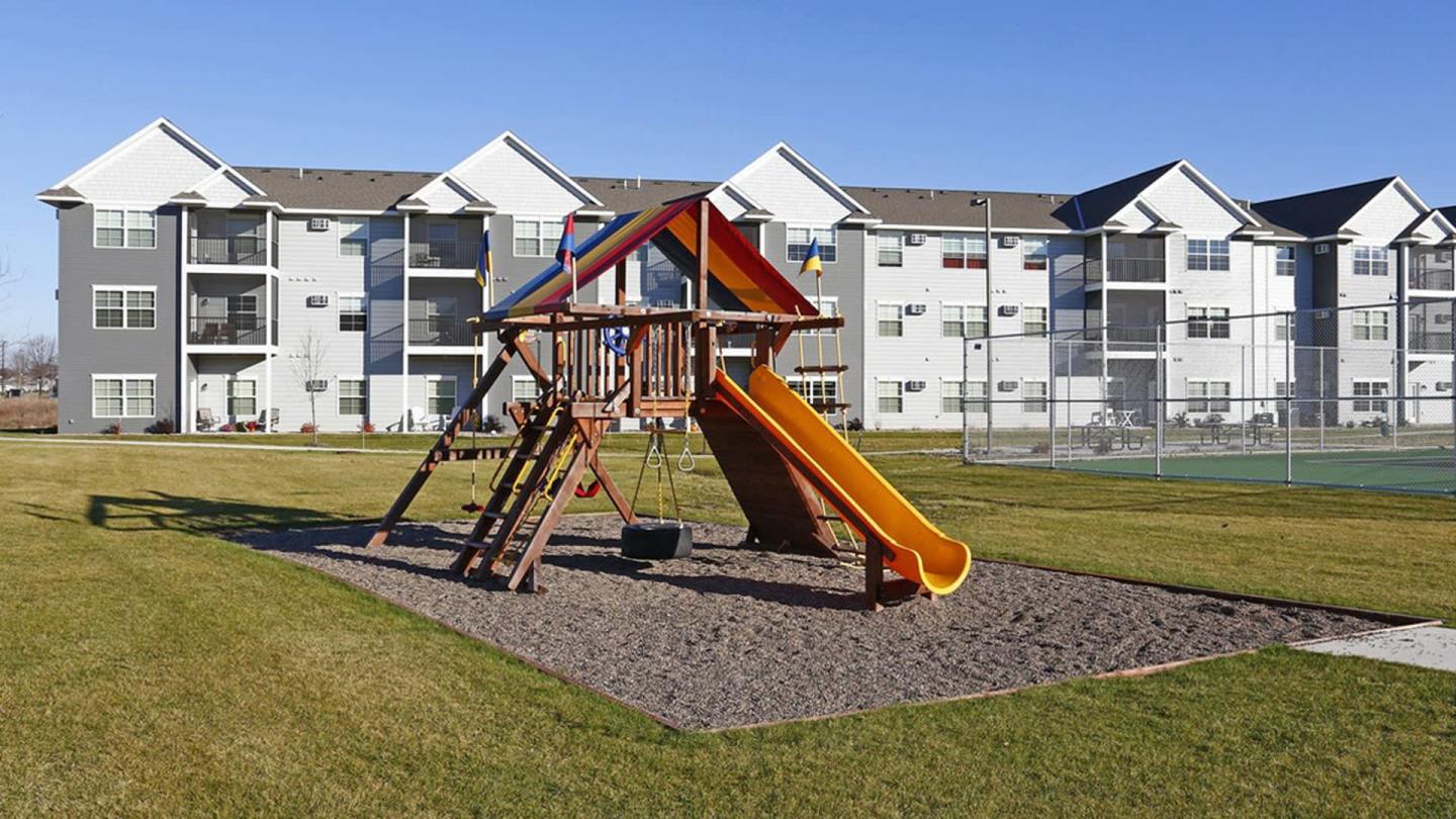 Cypress Court Image 18