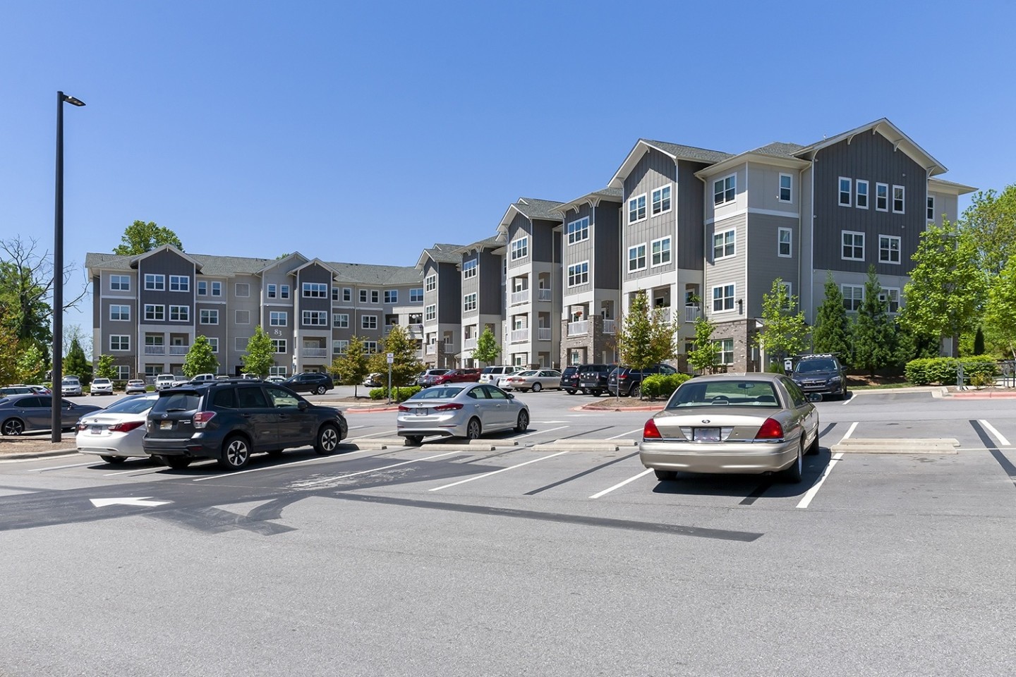 Skyland Exchange Image 32