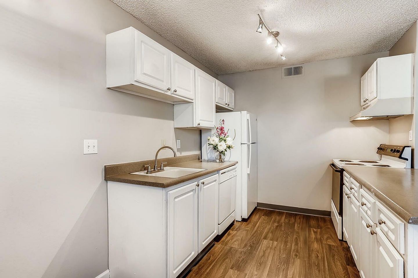 Silverbrook Image 15